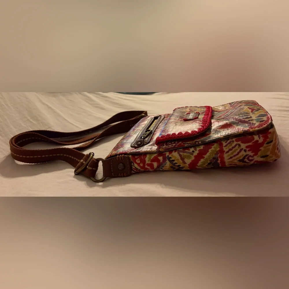 Sakroots Crossbody Bag❤️🤎🧡🤍💛🩵💜 - Picture 3 of 15